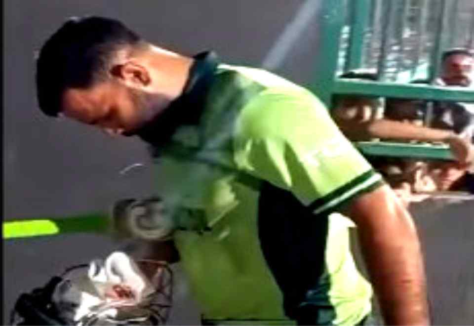 Fakhar-Zaman-Breaks-Down-in-Tears-in-Dressing-Room.