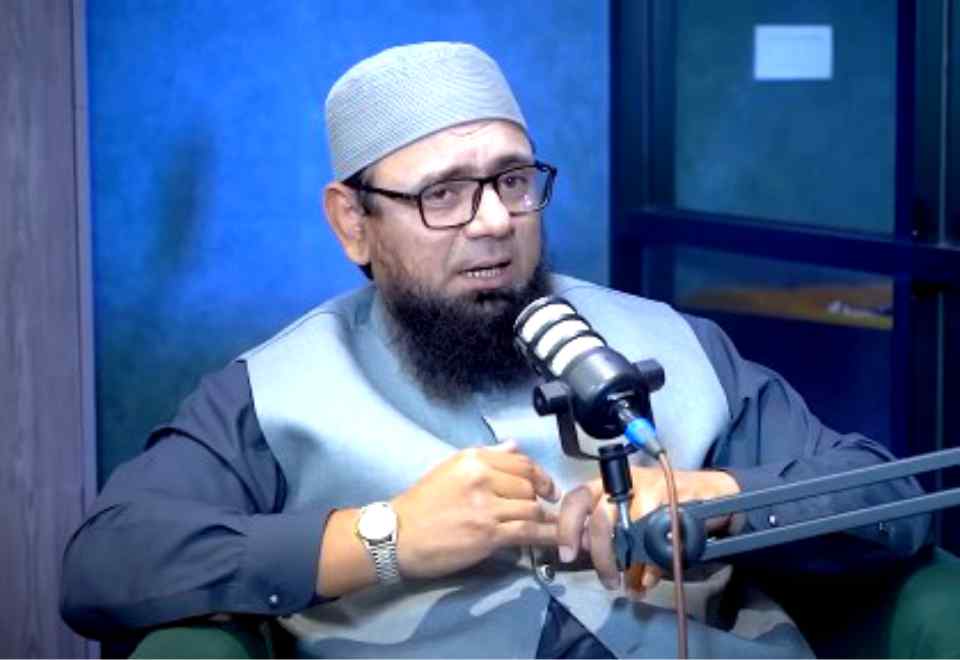 Saqlain-Mushtaq-Challenges-India-to-Prove-Superiority-Over-Pakistan.