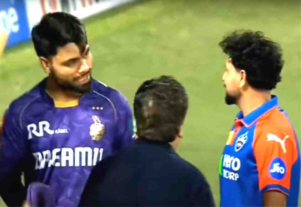 kuldeep yadav,rinku singh,slaps,ipl