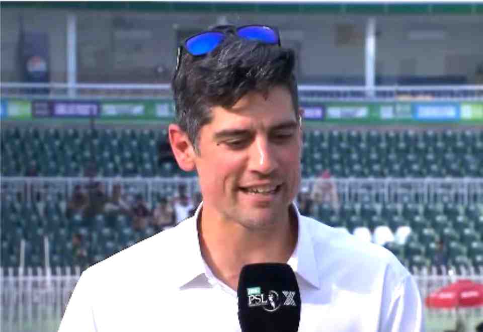 alastair cook,praises,pakistan,warm,hospitality,psl