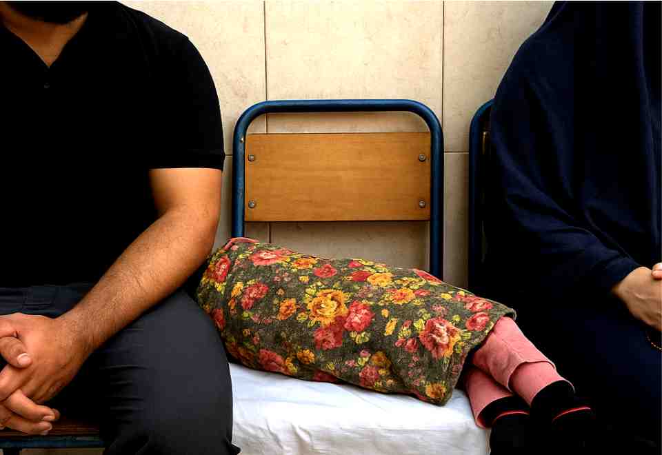 gujranwala tragedy,wrestler,tow daughters,die,toxic meal