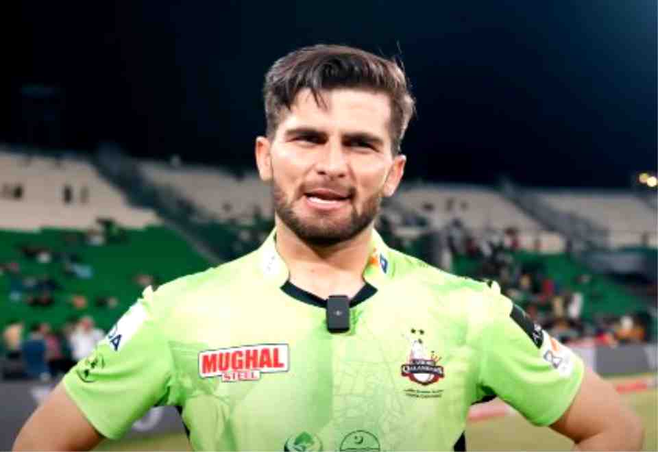 shaheen afridi,trains,champions,england