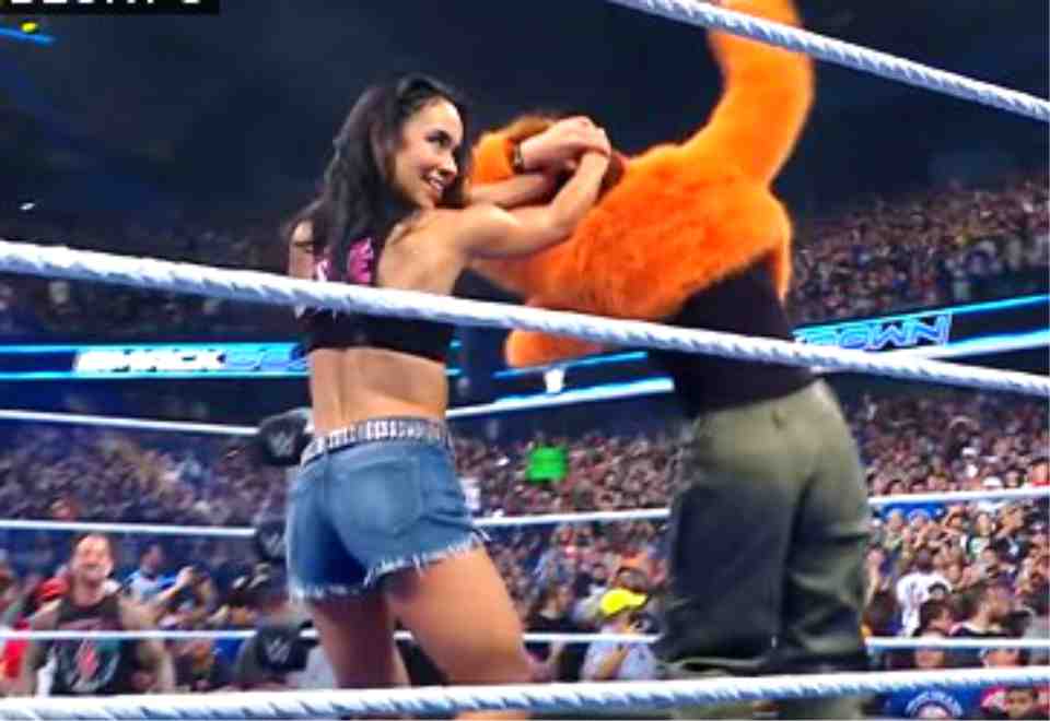 AJ-Lee-Shocks-WWE-with-Stunning-Return-After-10-Years