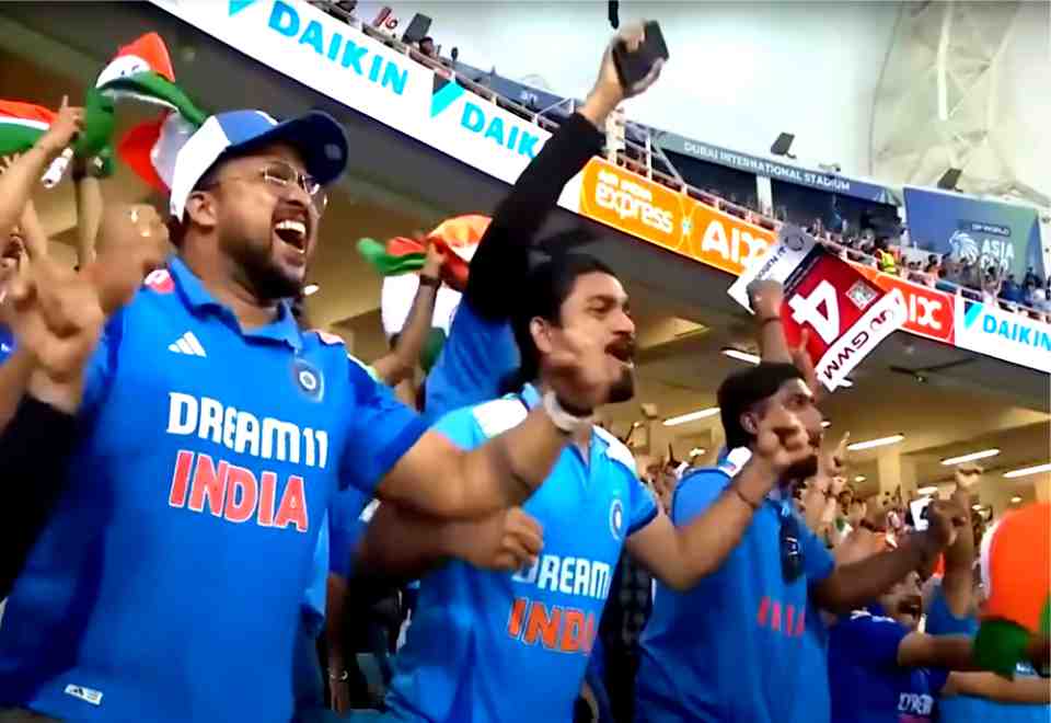 India-Pakistan-Fans-Unite-Despite-Media-Hate