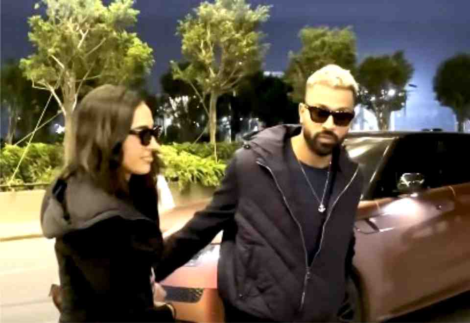 Hardik Pandya Spotted with Model Mahika Sharma After Split from Natasha 5 Hardik Pandya Spotted with Model Mahika Sharma After Split from Natasha