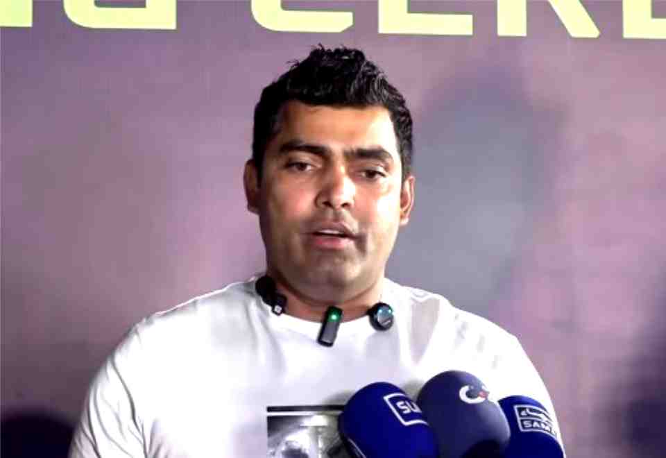 Umar Akmal Accuses Waqar Younis of Destroying His Career