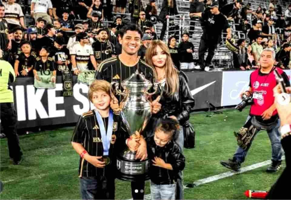 legend,carlos vela,calls,time career