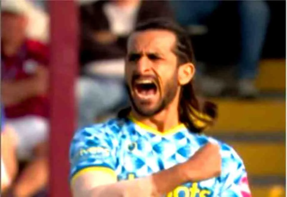 hasan ali,joins,elife club,300, t20,wickets