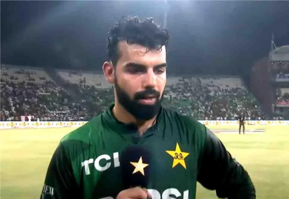 shadab khan,shoulder surger,england,miss key series